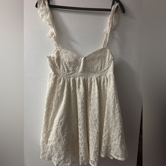 Sky To Moon Dresses & Skirts - Sky to moon Cream Lace Sleeveless babydoll Dress